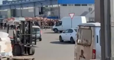 Rusiyada OMON soydaşlarımıza qarşı növbəti əməliyyat keçirdi – Video Rusiyada OMON soydaşlarımıza qarşı növbəti əməliyyat keçirdi – Video
