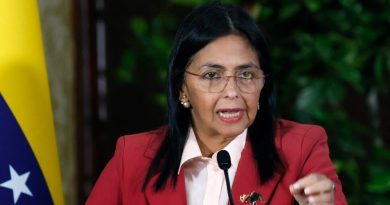 Maduronun yerini onun “sağ əli” sayılan Rodriqez tutdu