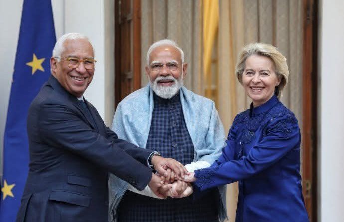 Avropa müstəqil güc mərkəzinə çevrilir Avropa müstəqil güc mərkəzinə çevrilir