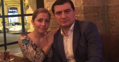 Azər Qasımlının xanımından məhkəməyə şikayət edildi